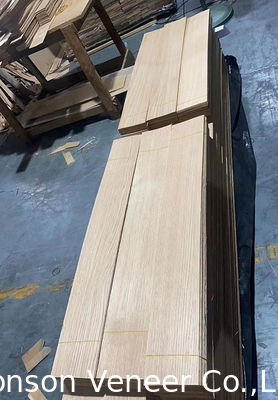 ยุโรป พื้นไม้ Oak ขาว ฟูเนียร์ AB เกรดสีเบา 1.2 ความหนา