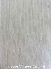 ไม้อัดวีเนียร์ไม้แปรรูป ISO9001 ไม้อัด Ayous Veneer ประตู Leaf Use