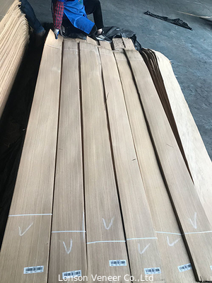 แผ่นไม้อัด Mdf American White Oak หนา 0.42มม