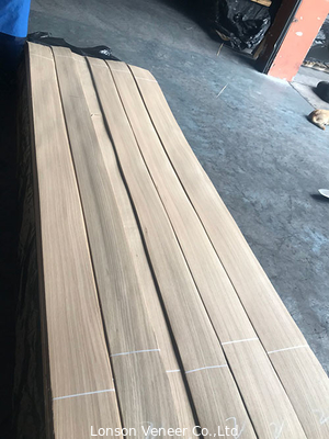 แผ่นไม้อัด Mdf American White Oak หนา 0.42มม