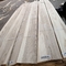 OEM สีน้ําตาล ขาว Ash Wood Veneer ความยาว 250 ซม &amp; ความกว้าง 12 ซม, แพนเอลเกรด C