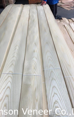 OEM ขาว Ash Wood Veneer Crown Cut 0.45 มม ความหนา 2500m + ความยาว