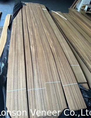 0.40MM Quarter Cut Burma Teak Wood Veneer สําหรับเฟอร์นิเจอร์บอร์ดแฟนซี