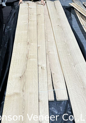 1.0 มิลลิเมตร ผ่าตัดมงกุฎขัดขัดขัด ขาว Oak Wood Veneer สําหรับเฟอร์นิเจอร์สไตล์ชนบท